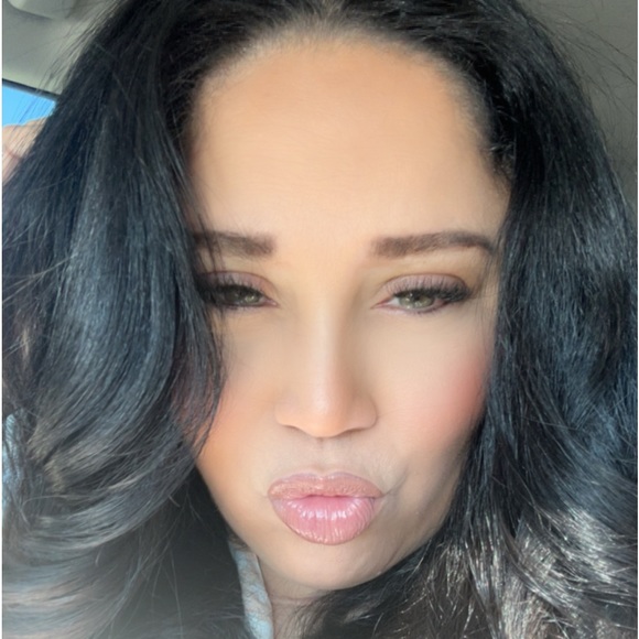 Meet your Posher, Audrey - Picture 1 of 1